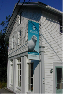 building with seal banner